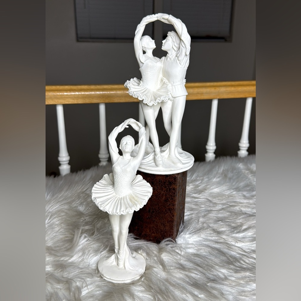 Vintage Elegant White Ballet Dancer Figurines Set of 2 Made in Italy